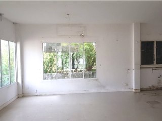 For sale 3 bedrooms house in Saphan Sung, Bangkok