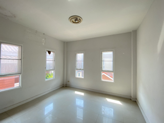 For sale 4 bedrooms house in Ban Chang, Rayong