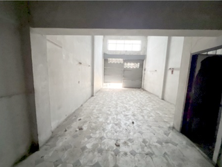For sale 1 bed retail Space in Bang Kapi, Bangkok
