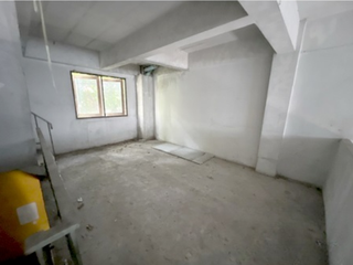 For sale 1 bed retail Space in Bang Kapi, Bangkok