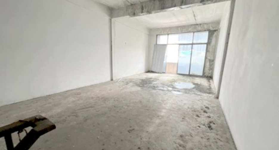 Gewerbefläche zum Kauf mit 1 Zimmer in Bang Kapi, Bangkok
