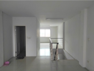 For sale 1 bed retail Space in Pluak Daeng, Rayong