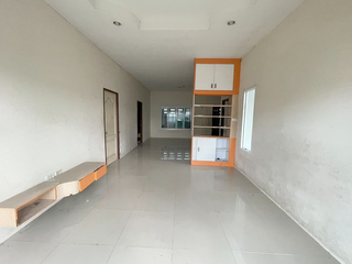 出售 2 卧室 独立屋 在 Pluak Daeng, Rayong