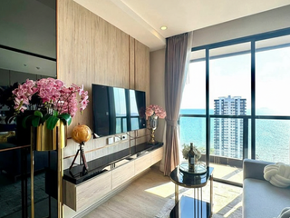 Condo en alquiler de 2 habitaciones en Bang Lamung, Chonburi