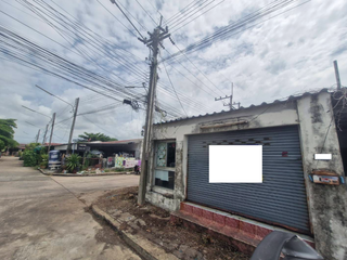Casa adosada en venta de 3 habitaciones en Mueang Rayong, Rayong