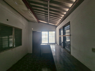 Casa adosada en venta de 3 habitaciones en Mueang Rayong, Rayong