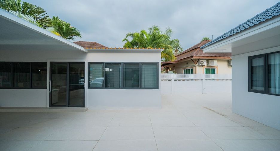 Haus zum Kauf mit 3 Zimmer in Bang Lamung, Chonburi