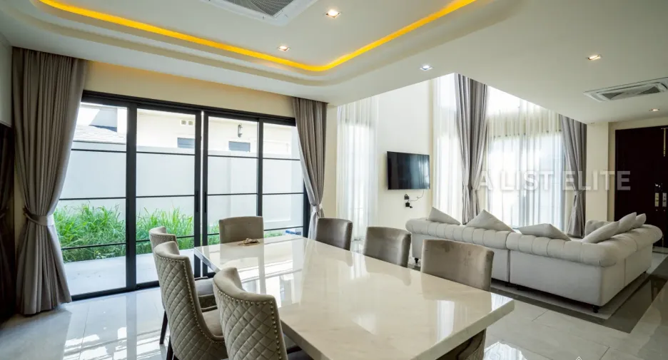 For rent 4 bedrooms house in Bang Lamung, Chonburi