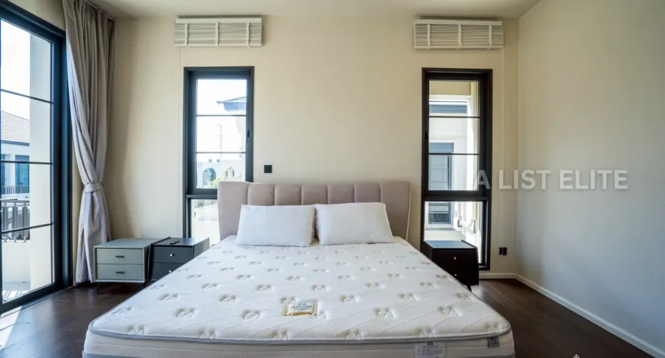 For rent 4 bedrooms house in Bang Lamung, Chonburi
