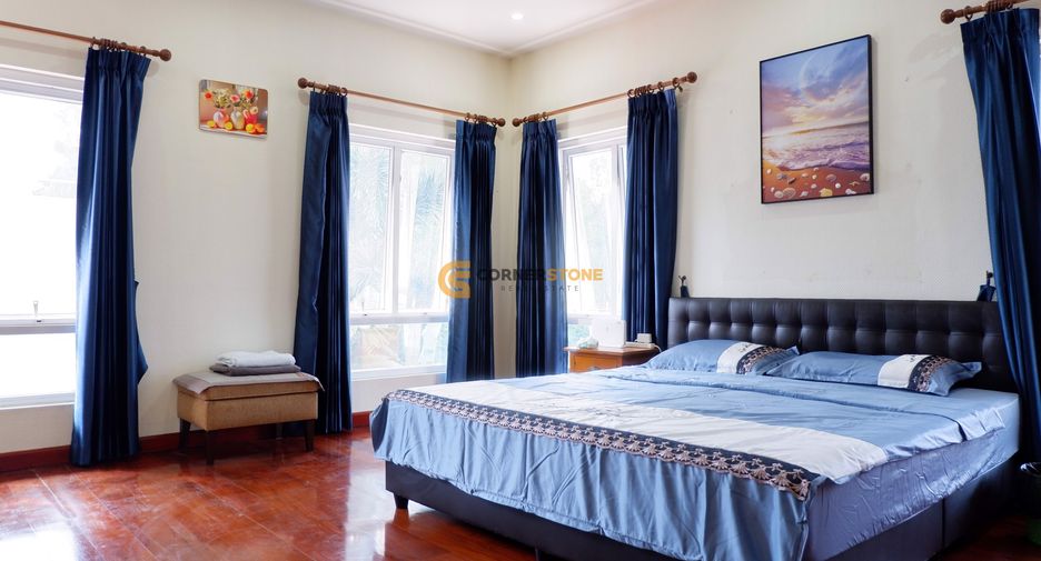 Haus zur Miete und zum Kauf mit 4 Zimmer in Bang Lamung, Chonburi