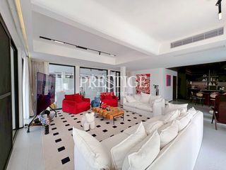 For sale 8 bedrooms house in Na Jomtien, Pattaya