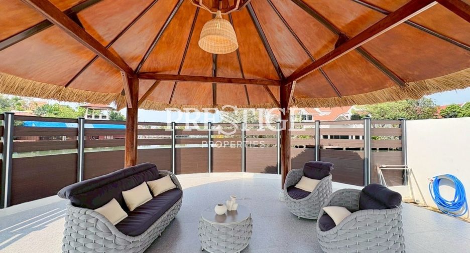 Casa en venta de 8 habitaciones en Sattahip, Chonburi