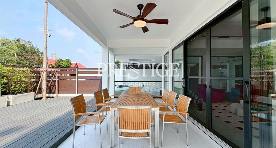Casa en venta de 8 habitaciones en Sattahip, Chonburi