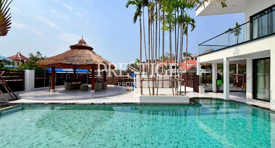 Casa en venta de 8 habitaciones en Sattahip, Chonburi