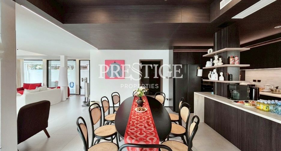 Casa en venta de 8 habitaciones en Sattahip, Chonburi