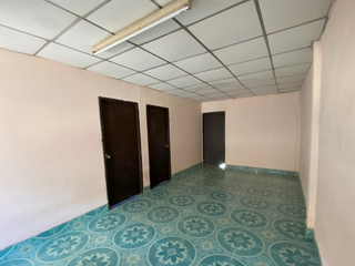 Casa adosada en venta de 2 habitaciones en Mueang Rayong, Rayong