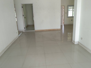Haus zum Kauf mit 1 Zimmer in Pluak Daeng, Rayong
