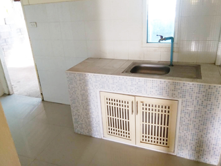 Casa adosada en venta de 2 habitaciones en Pluak Daeng, Rayong
