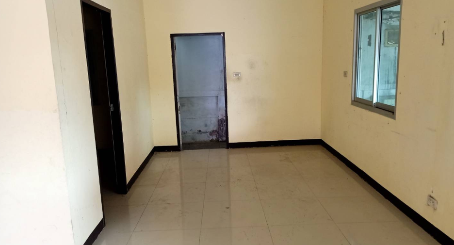 Casa en venta de 3 habitaciones en Pluak Daeng, Rayong