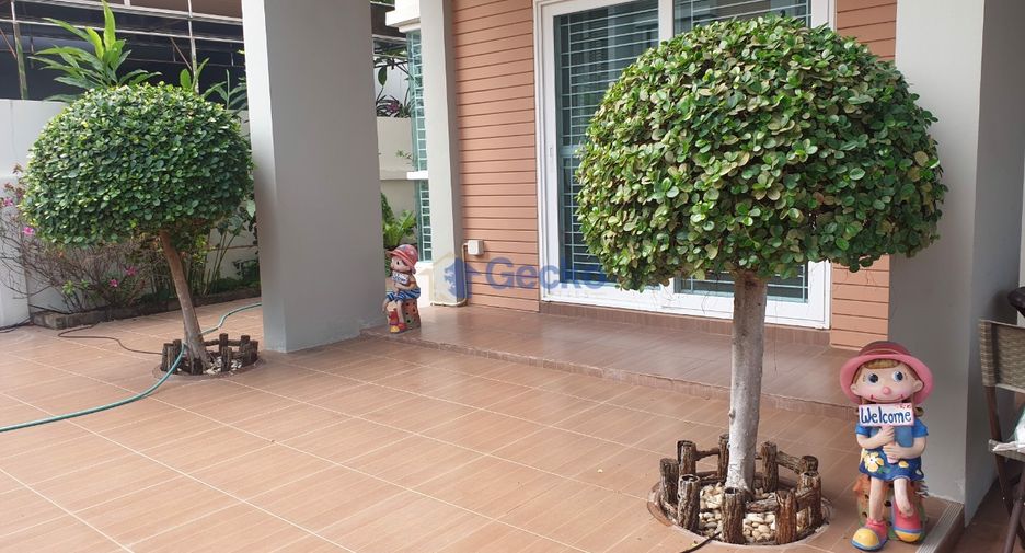 Casa en venta de 3 habitaciones en Bang Lamung, Chonburi