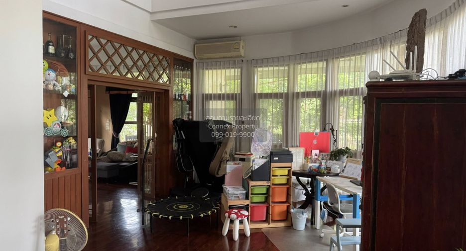 For sale 3 bedrooms house in Taling Chan, Bangkok