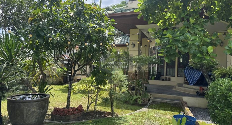 For sale 3 bedrooms house in Taling Chan, Bangkok