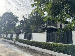 For sale 3 bedrooms house in Taling Chan, Bangkok