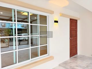 For sale 3 bedrooms townhouse in Khlong Sam Wa, Bangkok