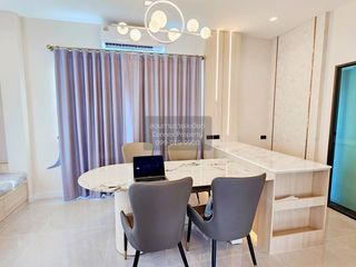 For sale 4 bedrooms house in Bang Phli, Samut Prakan
