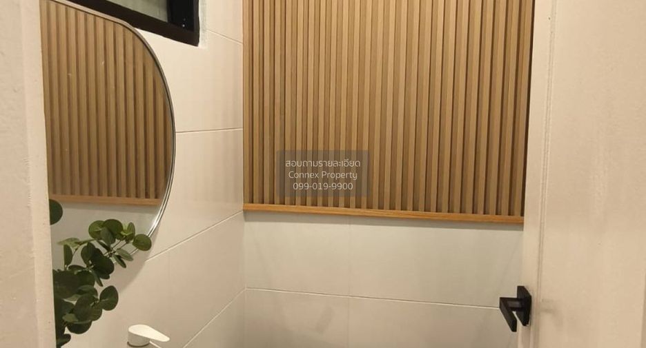 Reihenhaus zum Kauf mit 2 Zimmer in Wang Thonglang, Bangkok