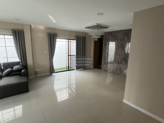 For sale 3 bedrooms house in Sai Mai, Bangkok