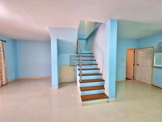 For sale 3 bedrooms townhouse in Sai Mai, Bangkok