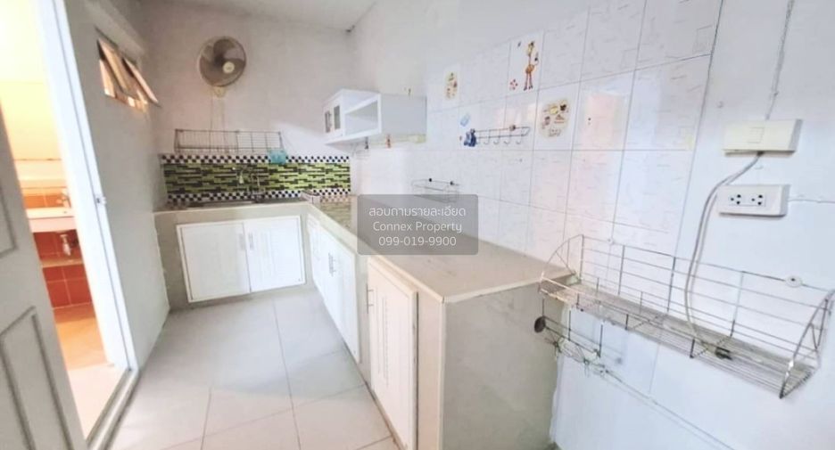 For sale 3 bedrooms townhouse in Sai Mai, Bangkok