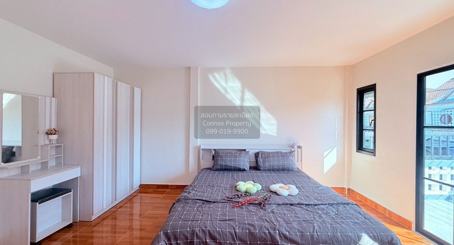For sale 2 bedrooms townhouse in Khlong Sam Wa, Bangkok