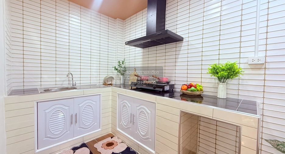 For sale 2 bedrooms townhouse in Khlong Sam Wa, Bangkok