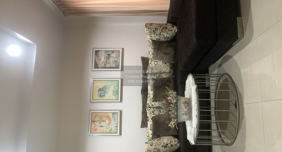 For sale 4 bedrooms townhouse in Suan Luang, Bangkok