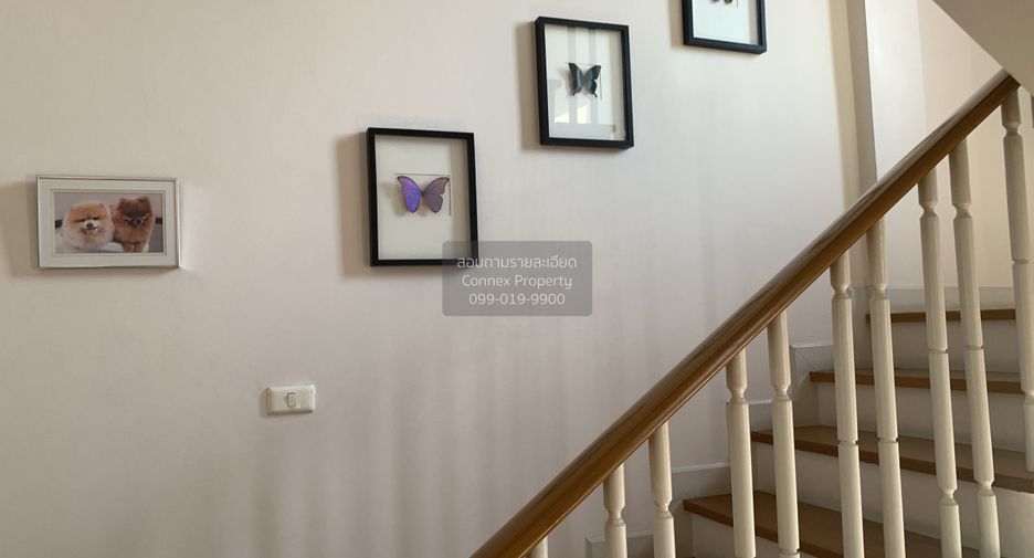 For sale 4 bedrooms townhouse in Suan Luang, Bangkok