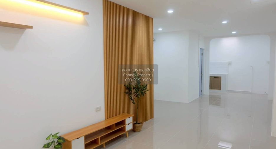 For sale 2 bedrooms townhouse in Sai Mai, Bangkok