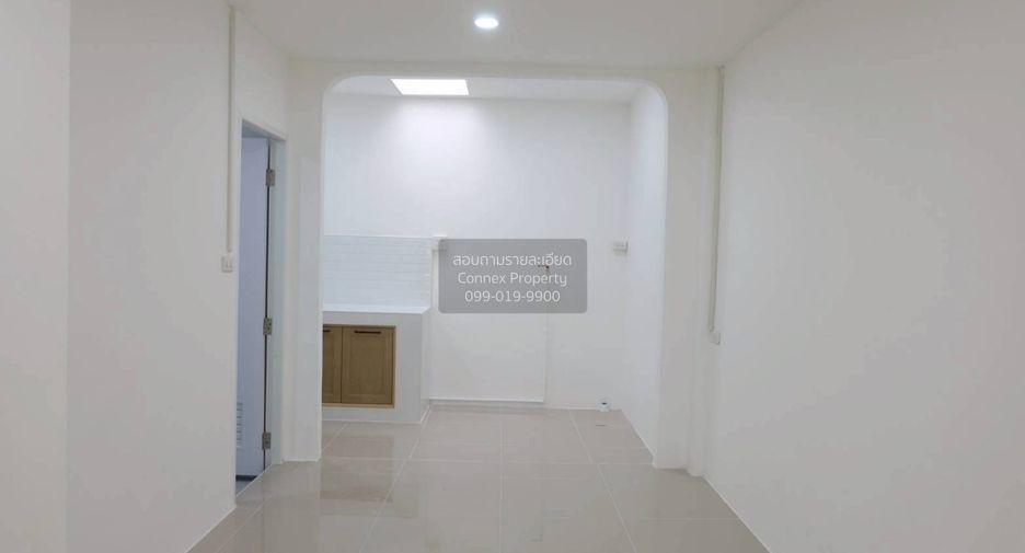 For sale 2 bedrooms townhouse in Sai Mai, Bangkok