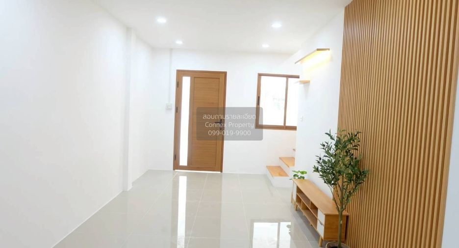 For sale 2 bedrooms townhouse in Sai Mai, Bangkok