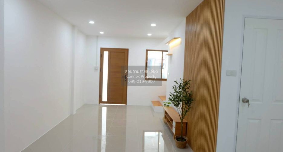 For sale 2 bedrooms townhouse in Sai Mai, Bangkok