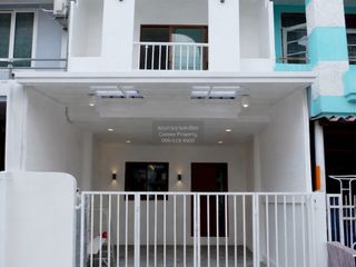 出售 2 卧室 联排别墅 在 Sai Mai, 曼谷