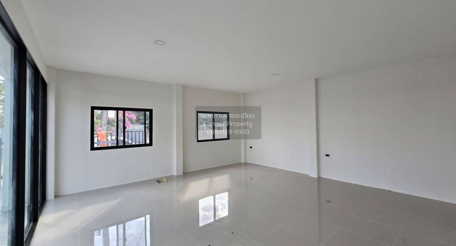 Casa en venta de 4 habitaciones en Mueang Pathum Thani, Pathum Thani