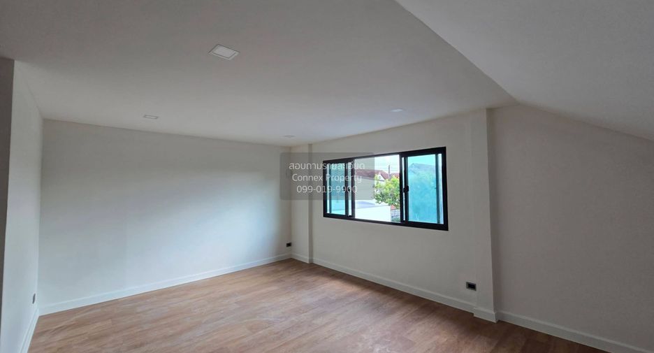 Casa en venta de 4 habitaciones en Mueang Pathum Thani, Pathum Thani
