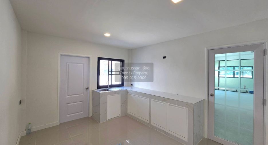 Casa en venta de 4 habitaciones en Mueang Pathum Thani, Pathum Thani