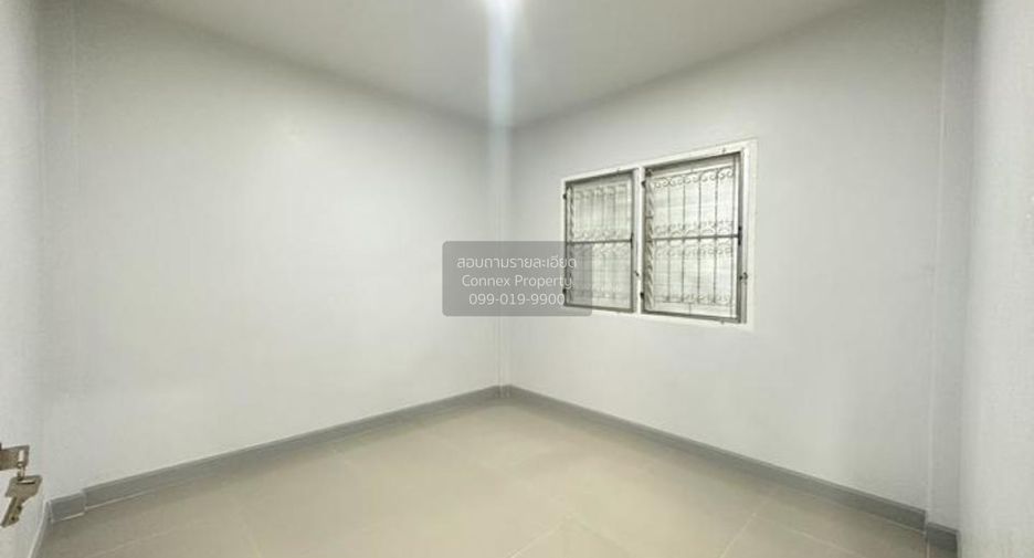 Casa adosada en venta de 2 habitaciones en Thanyaburi, Pathum Thani