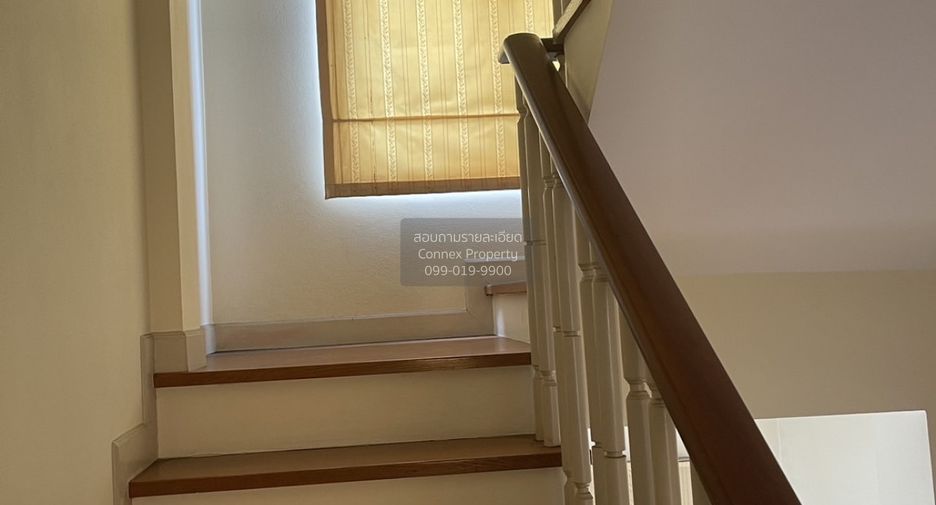 For sale 3 bedrooms townhouse in Suan Luang, Bangkok