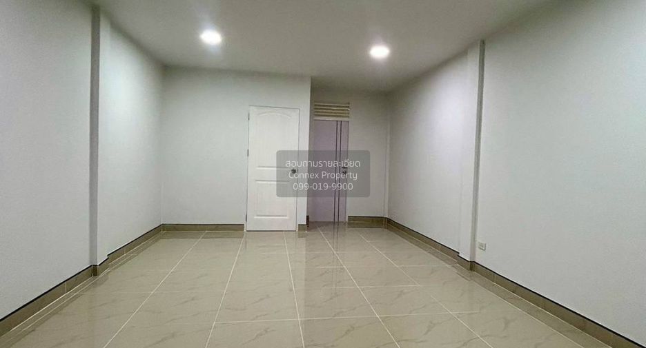 Casa en venta de 2 habitaciones en Sai Noi, Nonthaburi