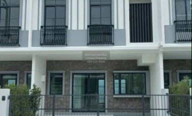 For sale 3 ベッドルーム townhouse in Bang Phli, Samut Prakan
