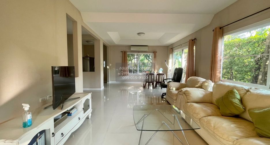 Haus zum Kauf mit 3 Zimmer in Bang Khae, Bangkok